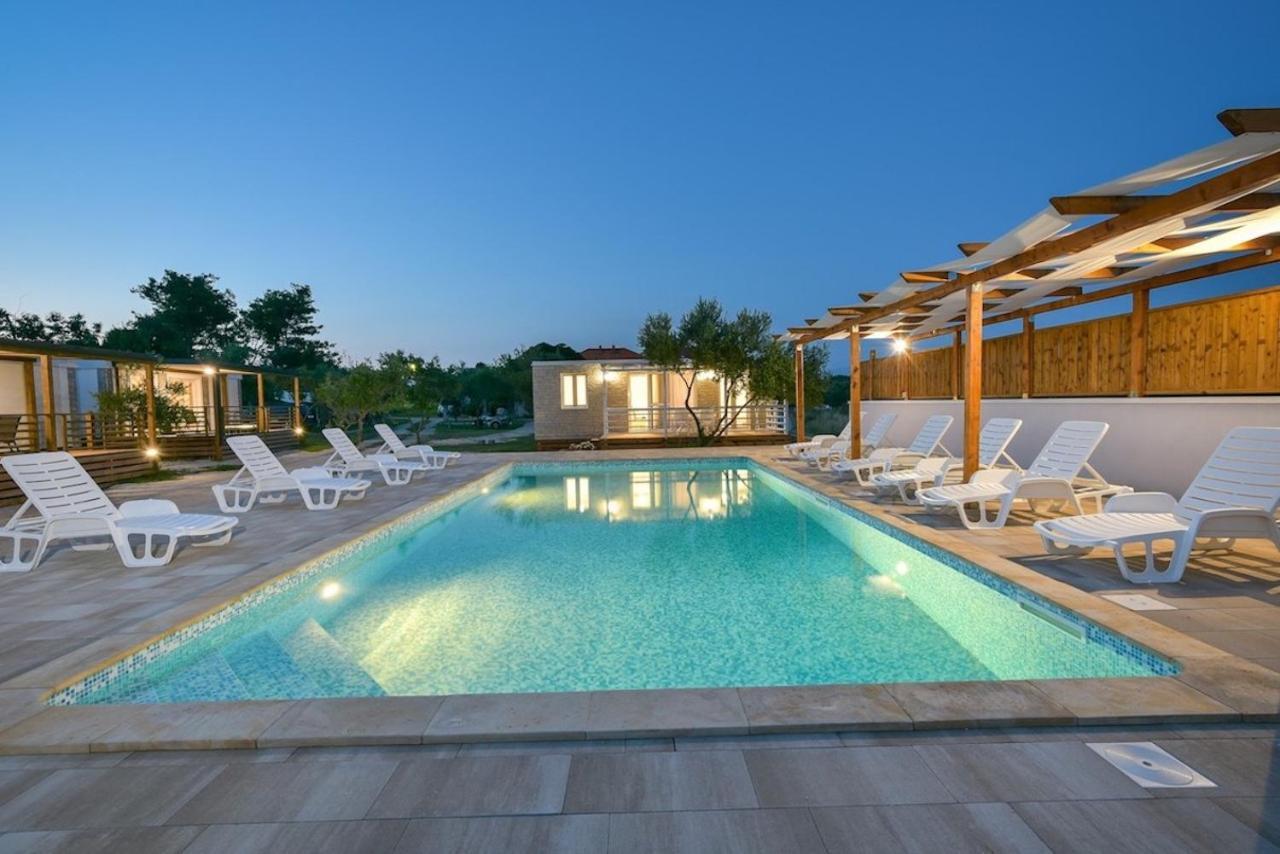 Apartments Medanic - Private Pool Privlaka  Eksteriør billede