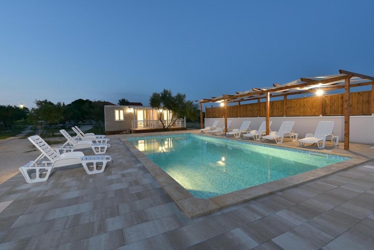 Apartments Medanic - Private Pool Privlaka  Eksteriør billede